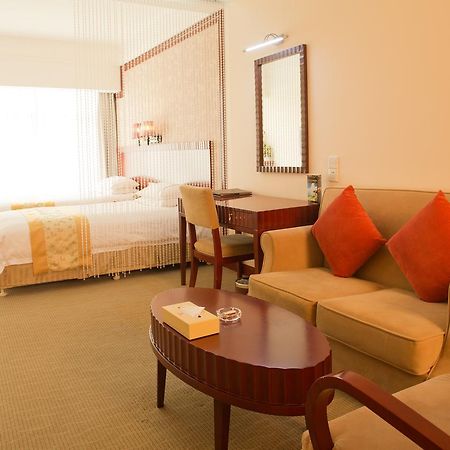 Starway Hotel Silver Zhuhai Extérieur photo