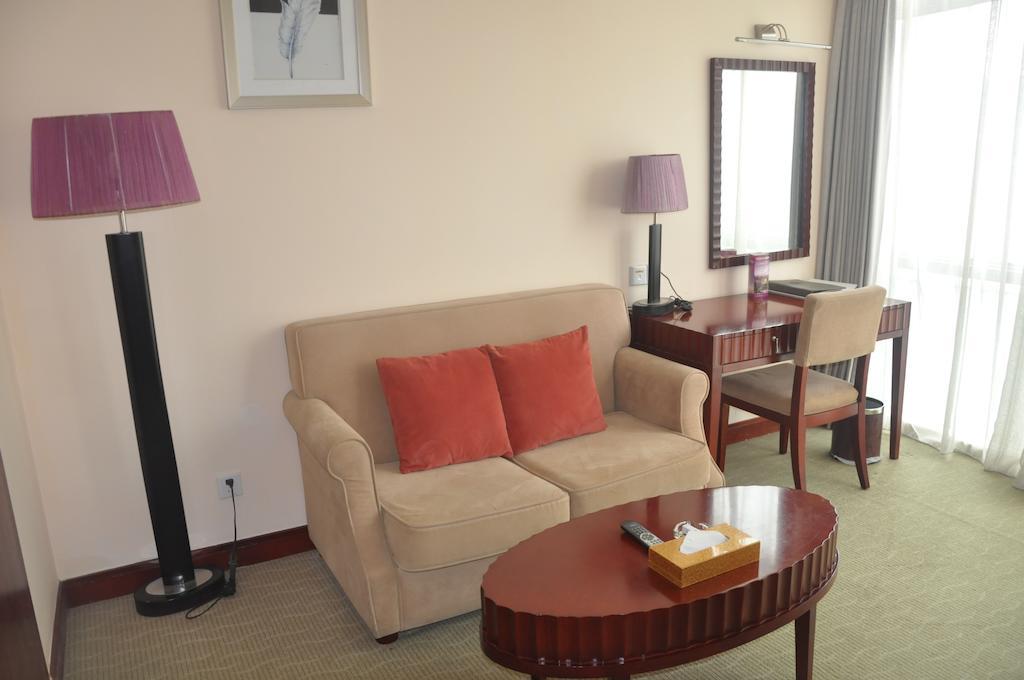 Starway Hotel Silver Zhuhai Chambre photo