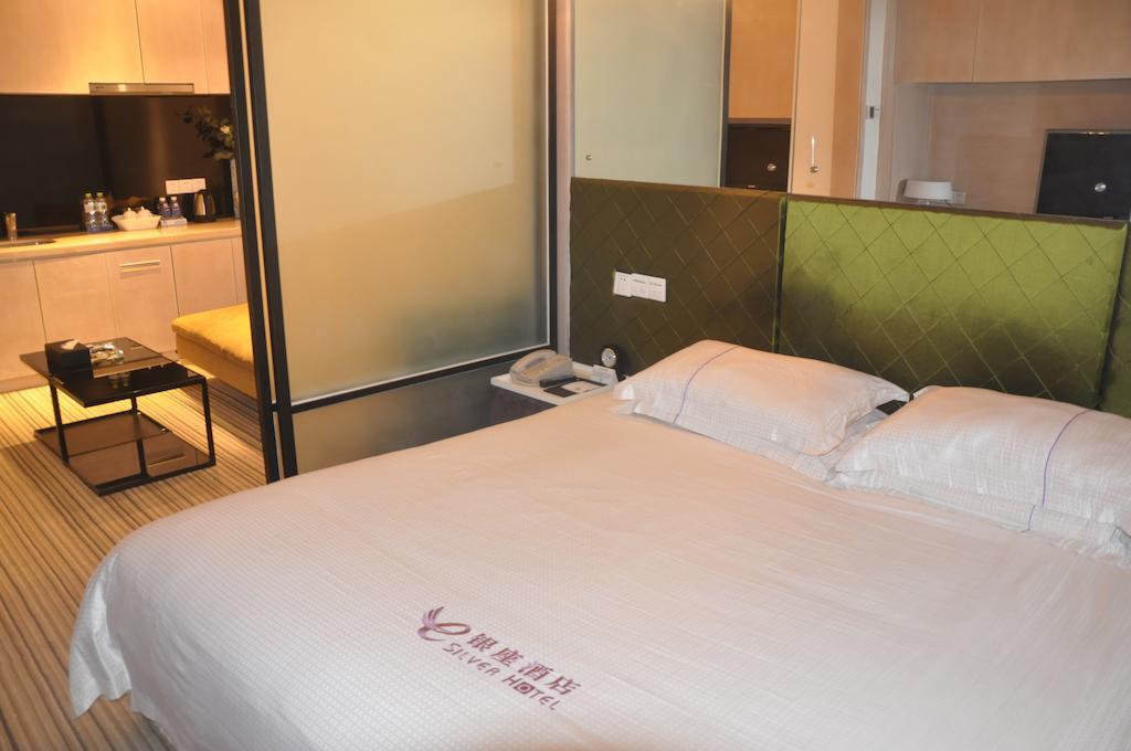 Starway Hotel Silver Zhuhai Chambre photo