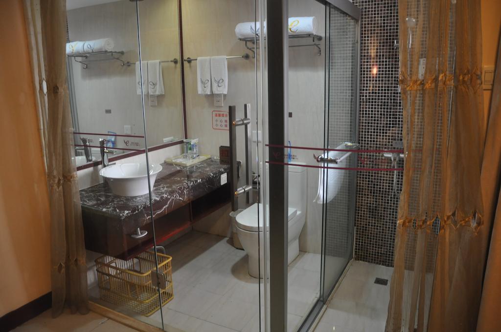 Starway Hotel Silver Zhuhai Chambre photo