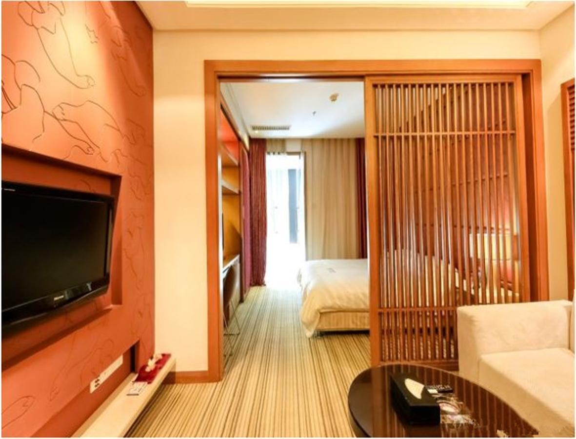 Starway Hotel Silver Zhuhai Extérieur photo