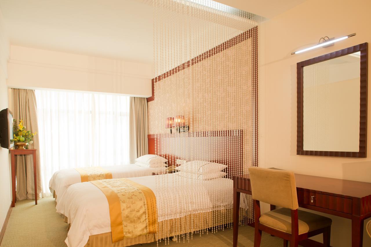 Starway Hotel Silver Zhuhai Extérieur photo