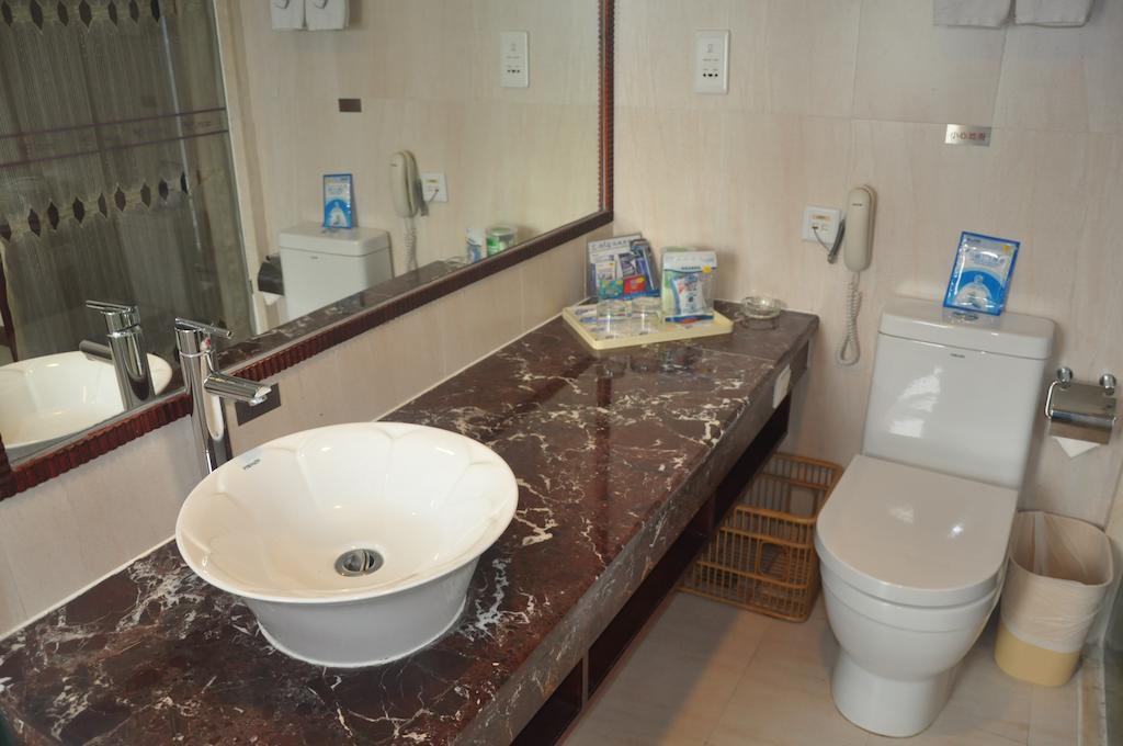 Starway Hotel Silver Zhuhai Chambre photo