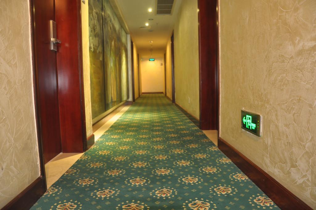 Starway Hotel Silver Zhuhai Extérieur photo
