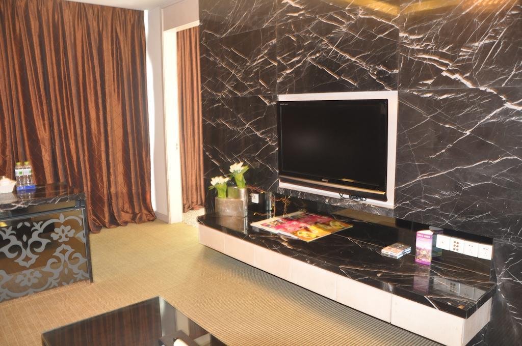 Starway Hotel Silver Zhuhai Extérieur photo